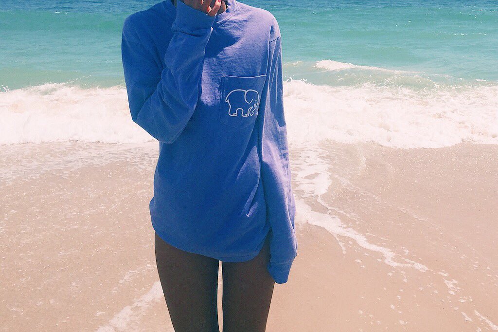 shopivoryella's tweet photo. who's a fan of our lavender paisley print? 🐘💜✌🏼️✨ https://t.co/betM0kTD4S