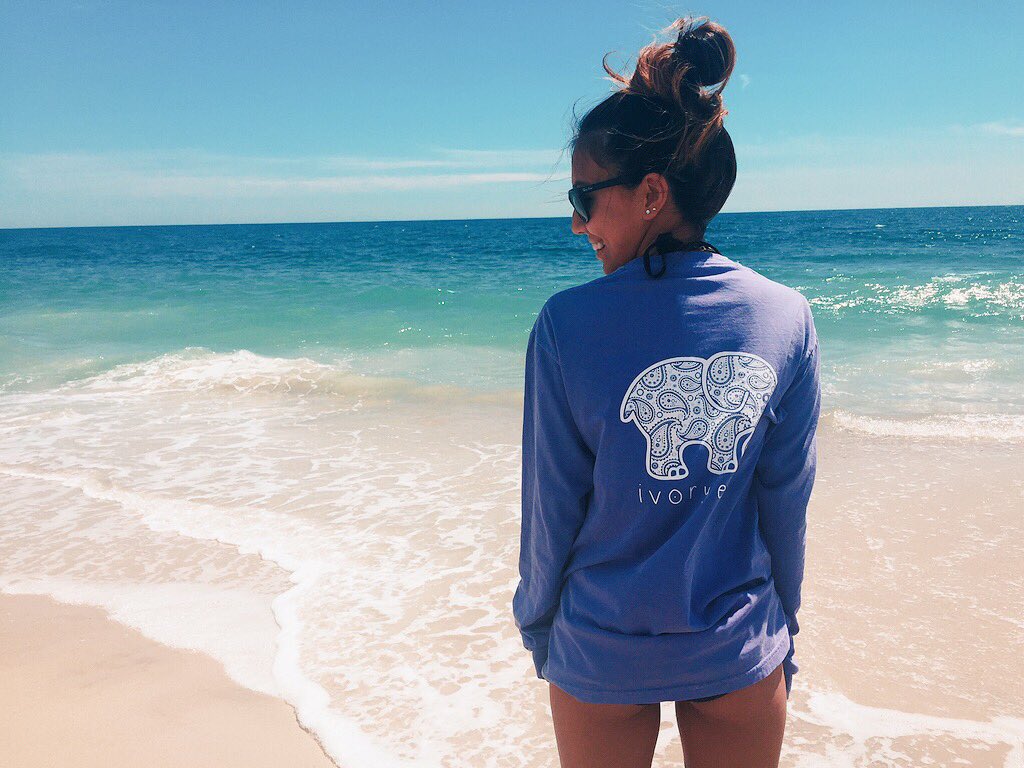 shopivoryella's tweet photo. who's a fan of our lavender paisley print? 🐘💜✌🏼️✨ https://t.co/betM0kTD4S