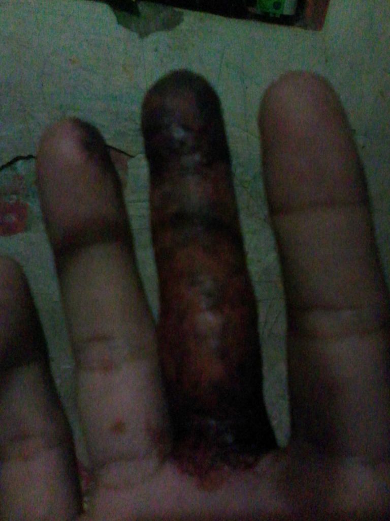 Saldo gojek sampai -27000 gara2 ga bisa boking,untuk rekan2 do'ain ya biar cepat sembuh biar ane bisa boking lagi