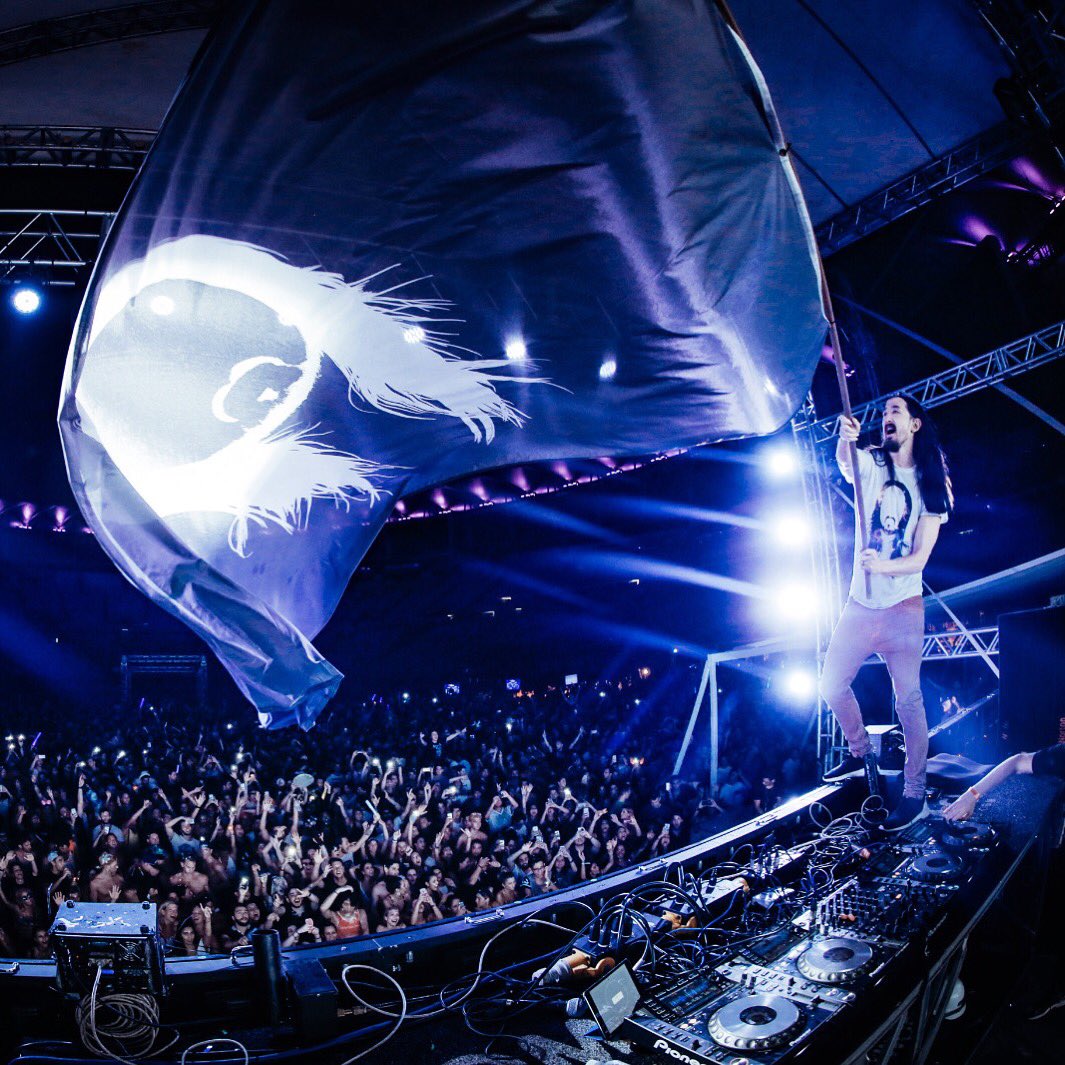 Coming to a city near you or follow my world tour #ontheroadwithsteveaoki on YouTube.com/steveaoki https://t.co/lhN4ViKIgR