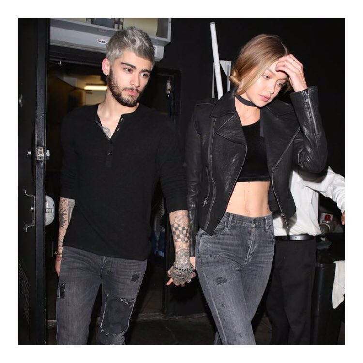 clothesmindeduk's tweet photo. VALENTINES HOT COUPLE COUNT DOWN 
Gigi &amp; Zayn🔥

#pillowtalk #gigihadid #gigi #zayn #1d #onedirection #topmodel https://t.co/Lf3Y0BrssO