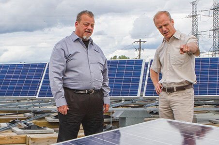 OCInnovation's tweet photo. Breaking: @Solantro partners with @SmartTRKA for PV solar solutions in India #ocesupported https://t.co/d86Y4lnpNG https://t.co/qKzbrjH8Z1