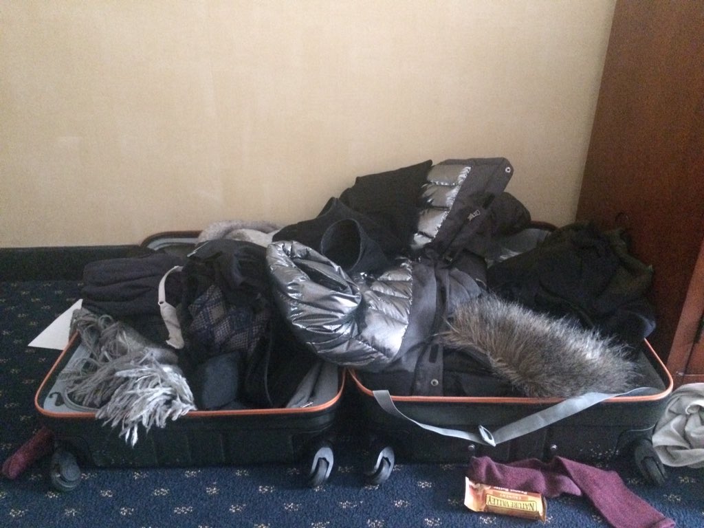 natsfert's tweet image. All suitcase organization really just flew out the window in the last two days... #journalistproblems #nhprimary