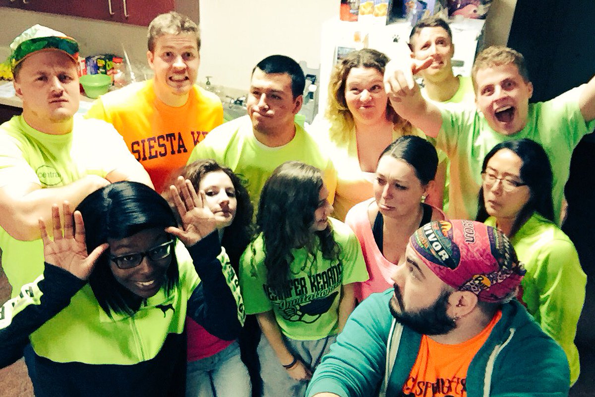 NCCRecSquad's tweet photo. Don't mind us. Just keeping it nice and bright in Res/Rec 😎 #RecSquad https://t.co/MHaMvlapLF