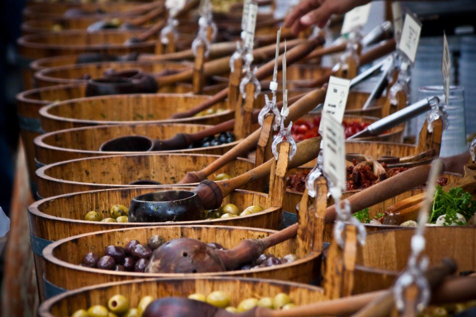 Decrease your risk of #HeartDisease and #stroke by with this #Mediterranean staple. ti.me/13Z24HC