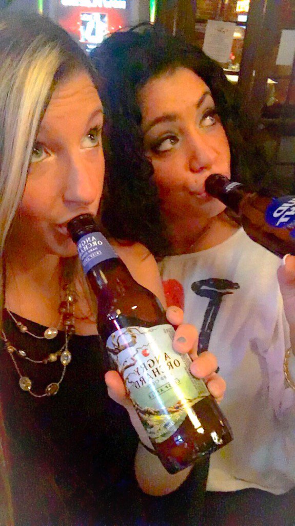 MsRiz13's tweet photo. @mary_khalil looking into the 30s like....👀 #dirtythirty #boothang #beerme #bossbitch #HappyBirthday https://t.co/txBTYopcmf