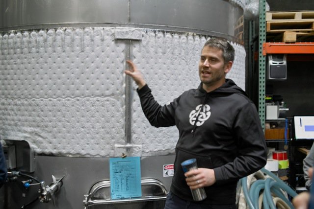 blyon3's tweet photo. Photos: Wandering Aengus, #cidercon2016 bus-tour of #willamettevalley. Posted at https://t.co/3n0g7RU5Ly @wacider https://t.co/IgHQF2MPVU