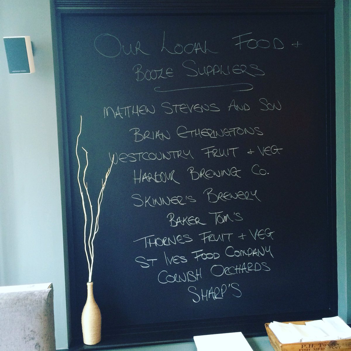 Local food &amp; booze suppliers #truro #cornwall #supportlocal <a href="/SharpsBrewery/">Sharp's Brewery</a> <a href="/HarbourBrewing/">Harbour Brewing Co</a> <a href="/Skinnersbrewery/">Skinners Brewery</a>