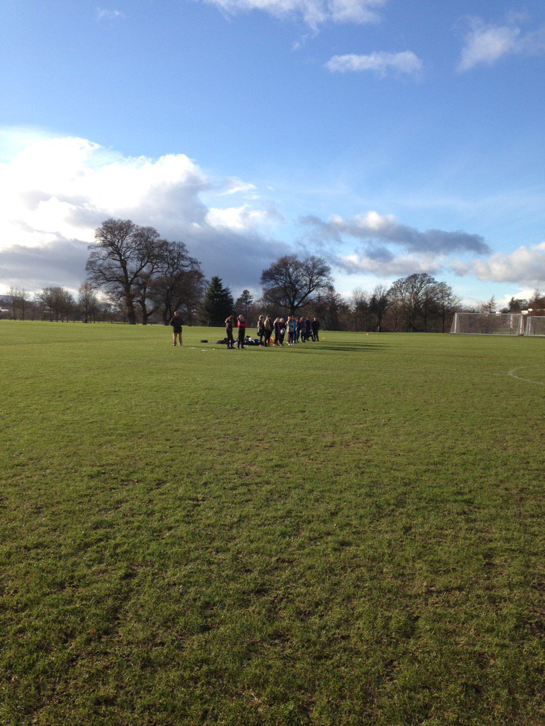 StirlingBlaze's tweet photo. Half time sideline appreciation. #frisbeefam #blazingsquad https://t.co/qzWNdK8iMz