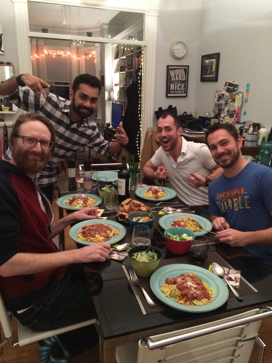 jenpogue's tweet photo. Tip: successful post-production meetings start with pasta.✨DREAM TEAM✨ #timeoutmovie #shortfilm https://t.co/vRBsxqW1V5