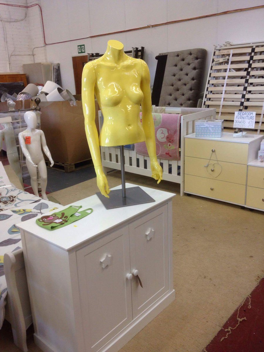 Refurnish tweet media