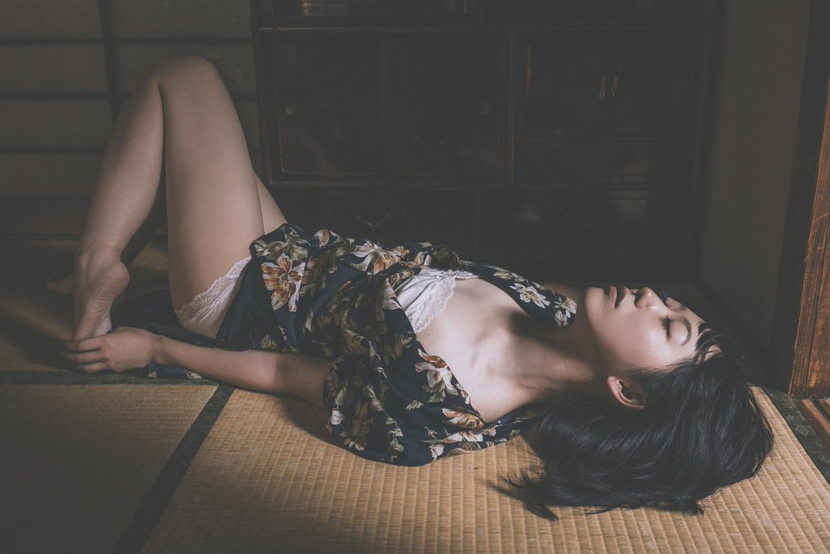 Shuji Kobayashi: #fotografia e sensualità nipponica goo.gl/pJHtpx #art #arte #photography
