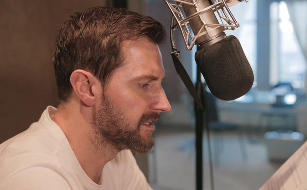 #RichardArmitage nominated for BEST MALE NARRATOR #AudieAwards theaudies.com ✨✨✨✨✨ audiopub.org/Audies2016/Aud…