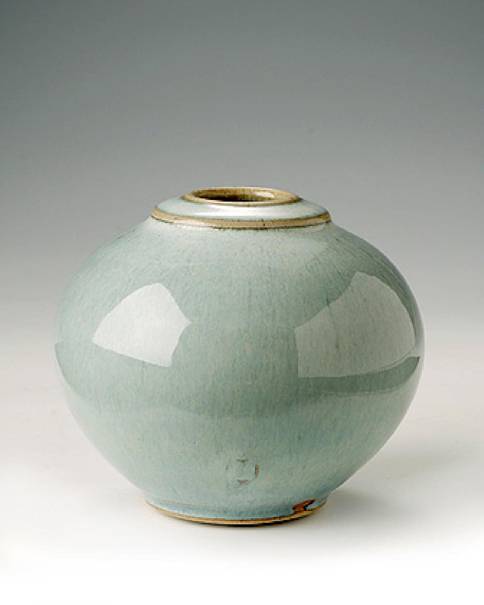 ceramicreview's tweet photo. Bils & Rye gallery (@bilsrye) currently showcases #ceramics by @MidoriTakaki, #ChiuiWu @tgceramics and #JamesHake. https://t.co/A3BfZ3HvKP