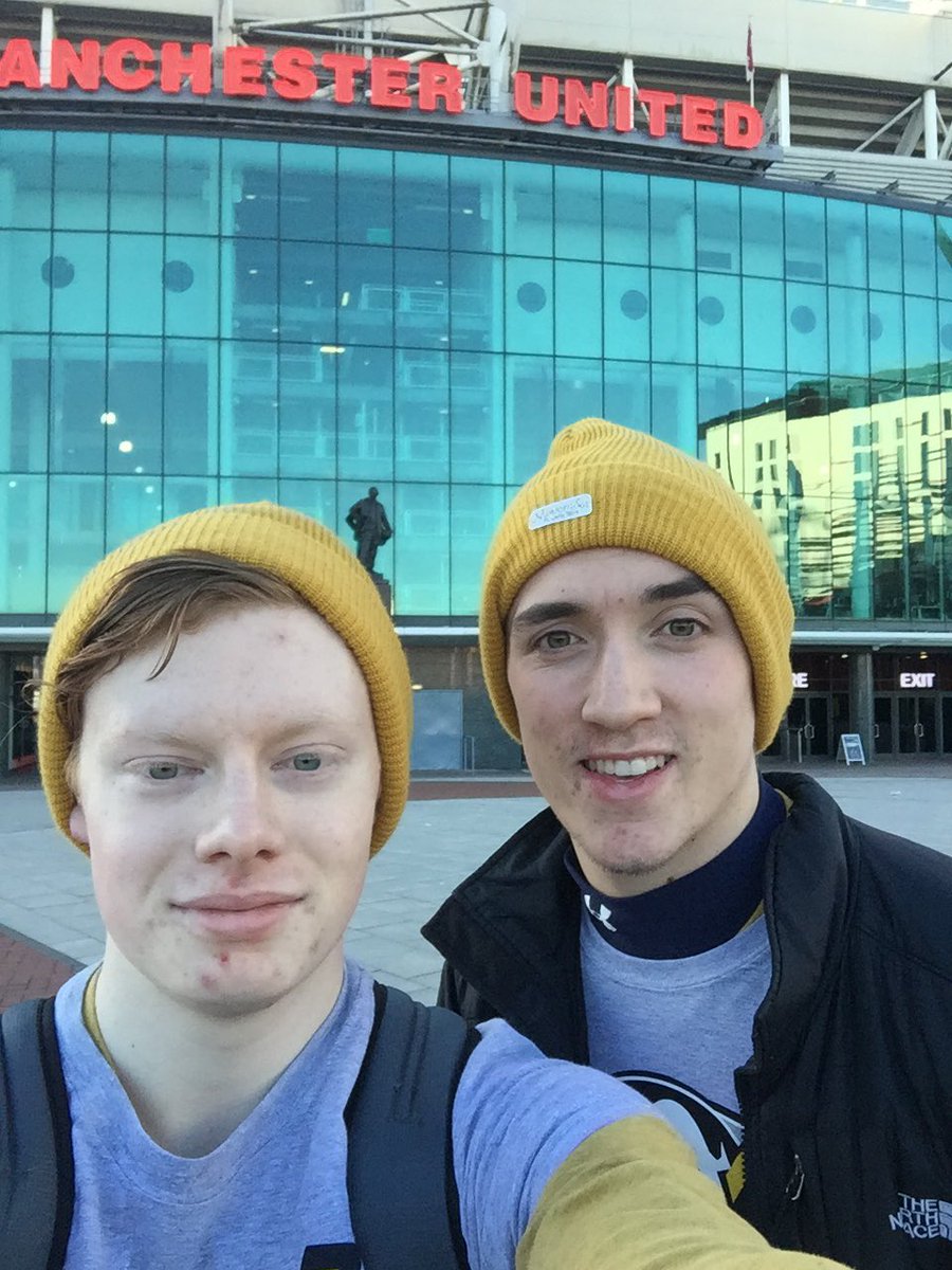 mightyducksDCU's tweet photo. @ManUtd we made it https://t.co/PUGzx58QLh