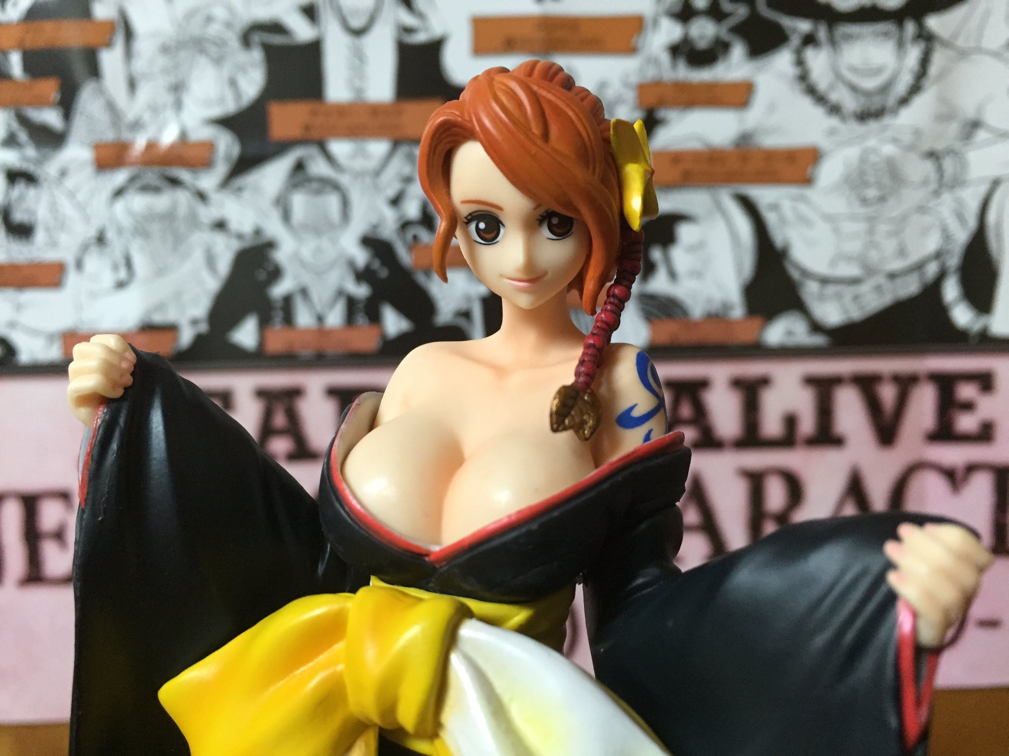 K Shiroyasha 一番くじワンピース 麦わら絵巻 A賞ナミフィギュアのレビューです いやー この着物姿のナミ めちゃエロカワイイっす 間違いなくサンジは 瞬殺でしょうね T Co Xq8sysiakv Twitter