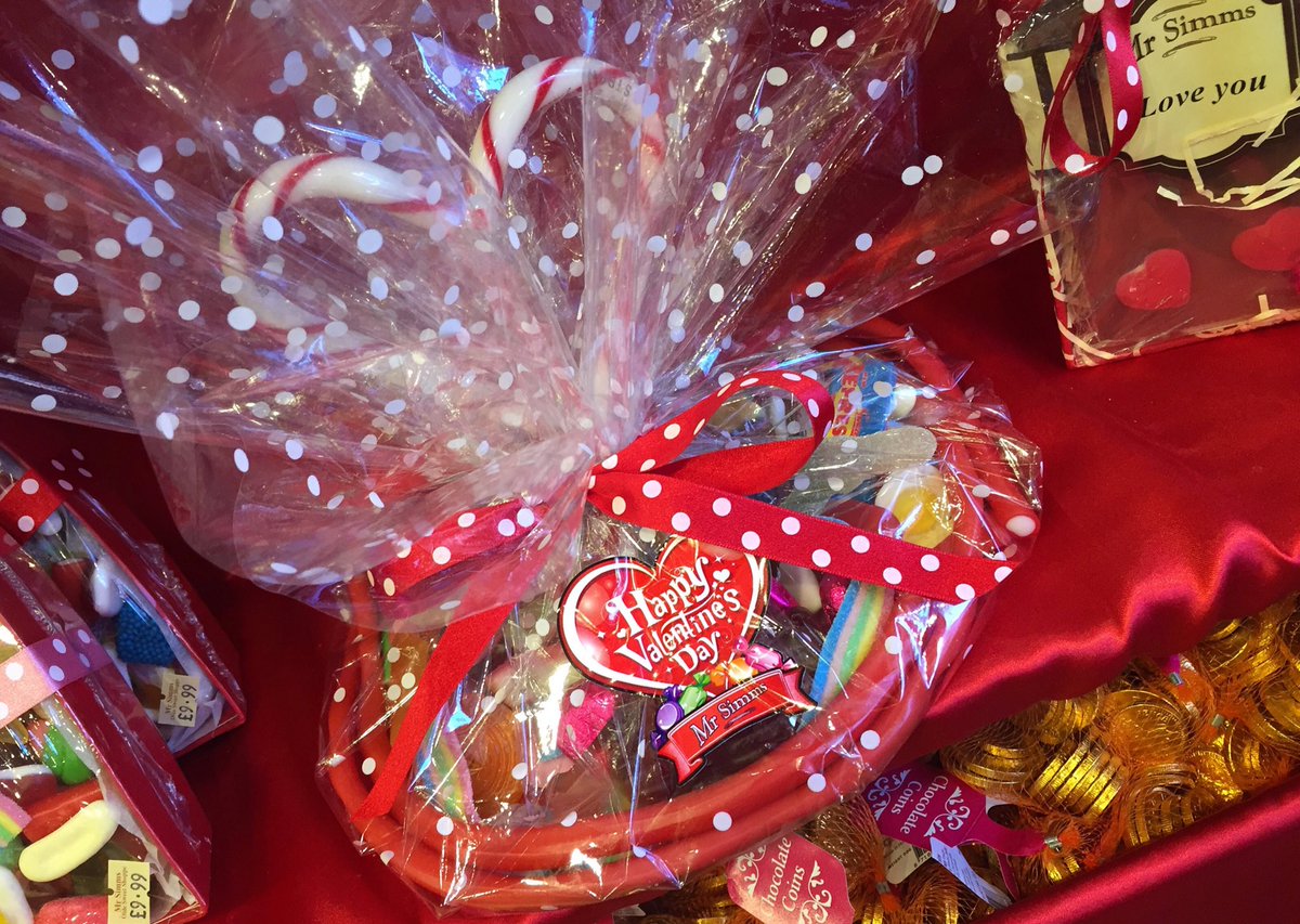 mrsimmssth's tweet photo. Valentine's Day is coming, get prepared, all in store now! 😻💥❣✨ #ValentinesDay #forhim #forher ❤️ https://t.co/c1HHRDiPSw