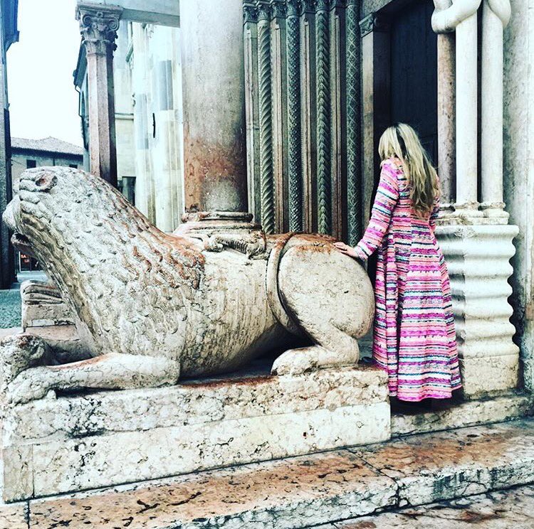 weareLEONE's tweet photo. Ready for #ValentinesDay ? Our Joseph Coat is the Perfect gift or outfit for the special day! Also now on sale ❤️💕✨ https://t.co/V0wZRQ23nE