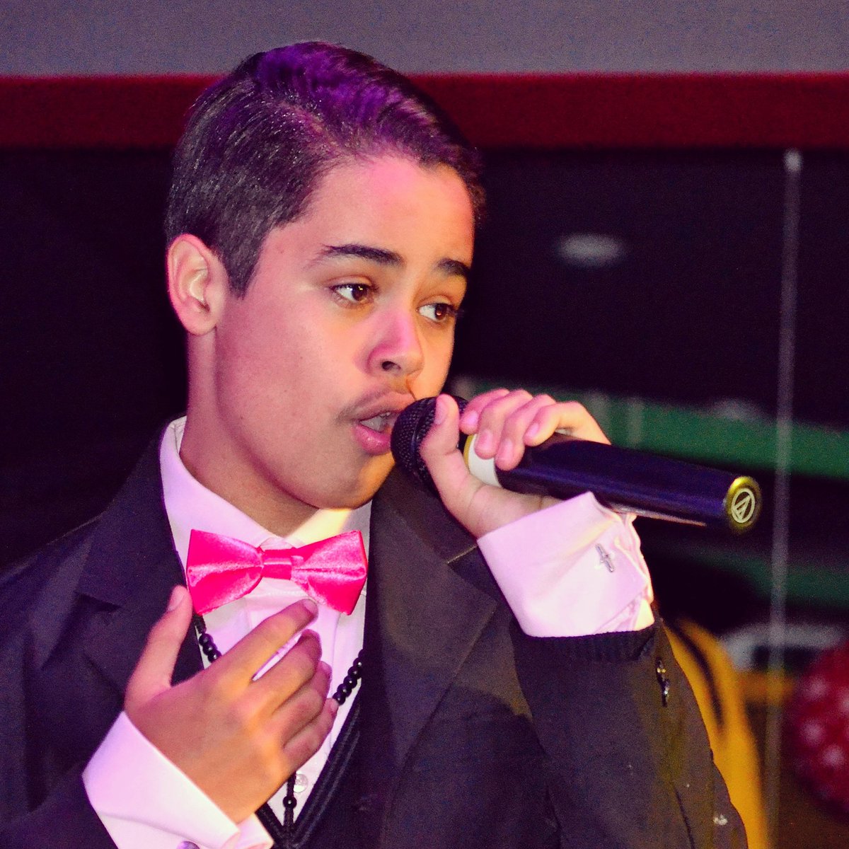 RBLproductions's tweet photo. #ValentinesDay #show pics from 2015 #RBL production. We had a blast &amp; THIS SUNDAY promises 2 ROCK #CapeTown 🎤🎵 #love https://t.co/d1Hfc1lItC