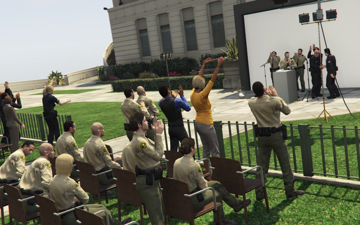 JenkinsBCSO's tweet photo. Thank you!Thank you! Congratulations to the officers and thanks to @AP_JonesLSPD for his speech, glad to him with us https://t.co/4Q0L7Gx4an