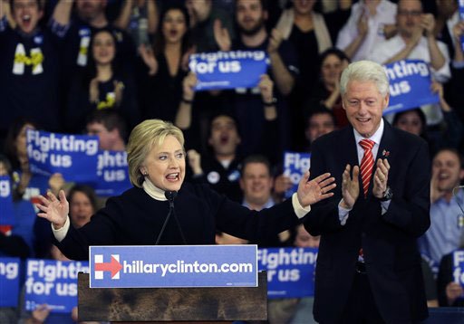 memphisnews's tweet photo. Former President @billclinton will be in #Memphis Thursday to campaign for @HillaryClinton. https://t.co/KkK9eSSdWo https://t.co/XFDyKpMwiY