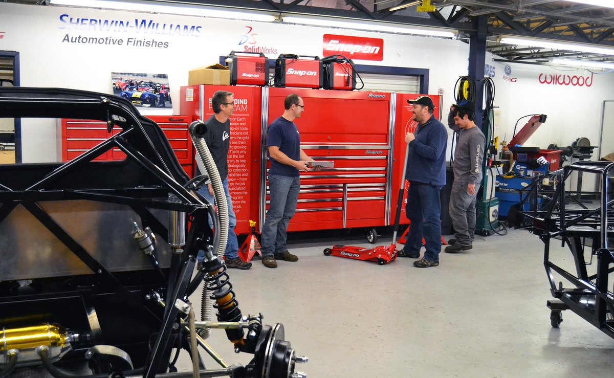 FactoryFive's tweet photo. #FactoryFive is getting ready Satuday's #Moochfest and an #818C build with @Snapon_Tools - https://t.co/BMZ8aD66zT. https://t.co/pFKJPV61Fh