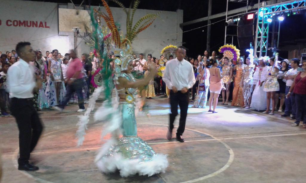 HorconcitosCh's tweet photo. #CarnavalesCri asi fue la Ultima Noche Martes de Carnaval. #CarnavalCoqueño   @CriticaPa @tvnnoticias @la_cascara https://t.co/0WWopR0KYV