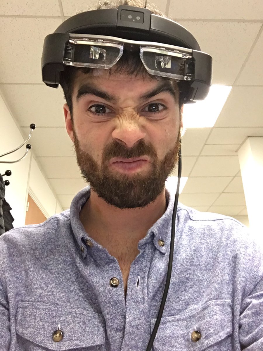 Franck_Cordu's tweet photo. C'est parti pour 5 mois de stage chez @Kaizen_Sln au sein du @KzsLabs.
#BT2000 #EPSON https://t.co/AQ2hT6NEno