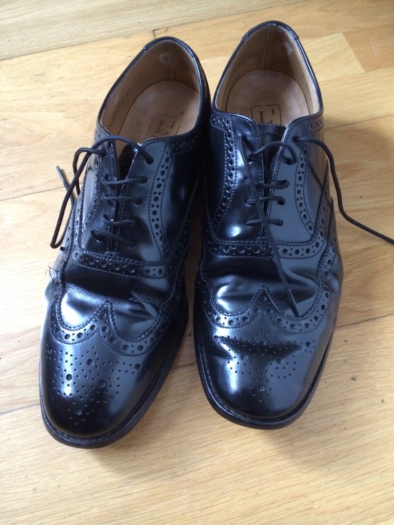 PeterAFreeman's tweet photo. @NSCPrincipal 2 x new frocks and all I got was a new tin of shoe polish for@BroadcastAwards #starcan https://t.co/e5iMsM8hL2