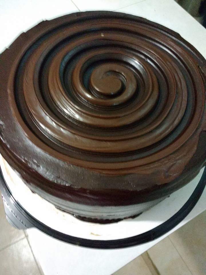 Lahojitadelechu's tweet photo. Por que comer sano también tiene su recompensa, ven a probar nuestro DELICIOSO pastel de CHOCOLATE^3 solo en #LHDL https://t.co/wfEBAaKqOf