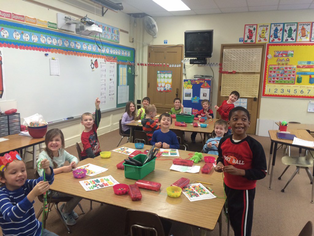 100th Day Necklace making!  We can count to 100 &amp; make groups of 10.