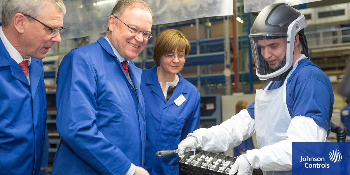 johnsoncontrols's tweet image. . @MPStephanWeil liked our newly expanded Hannover #batteryplant. So why all the investment? on.jci.com/1Siwa5B