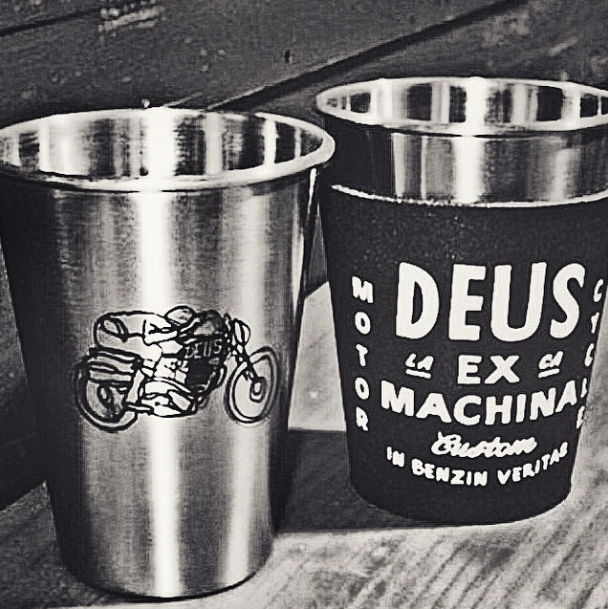 CupsCompany's tweet photo. Still one of our all time favorite custom orders #deusexmachina #cupsco #custom https://t.co/UZsVzfwjSr