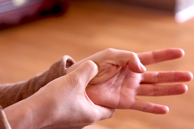 Acupressure #techniques for Medicine-Free #Cures...  #health #tips 
bit.ly/1LFZyR0