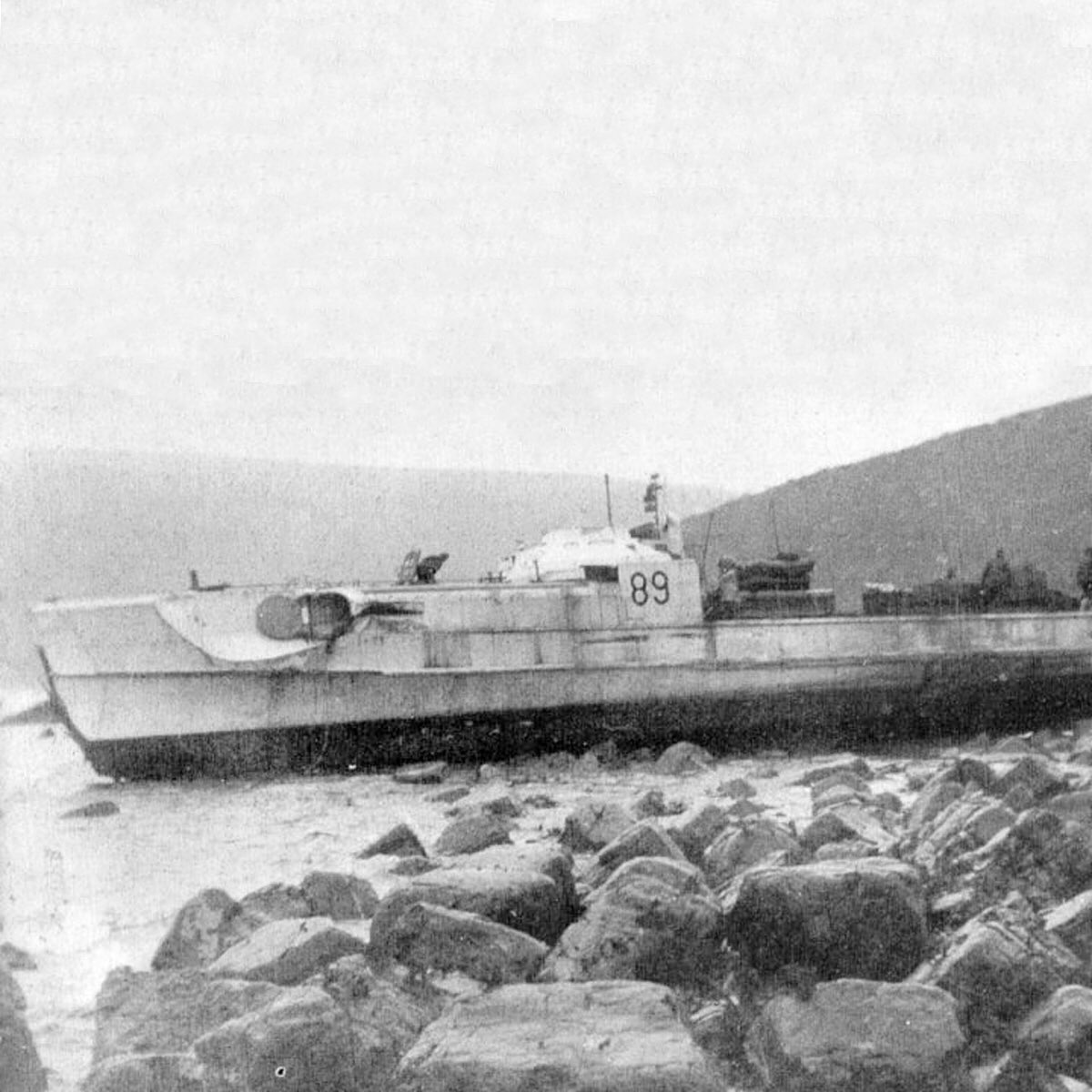 Cornish Rock Tors tweet media