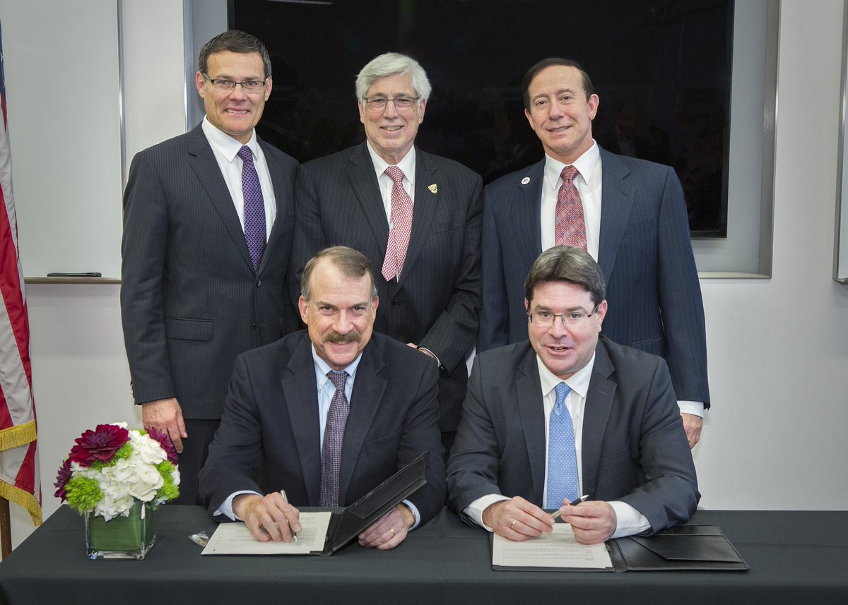 CIRMnews's tweet photo. ICYMI: #Israel &amp; California just signed major #stemcell research agreement via @VJerusalem. https://t.co/9akVxT33ft https://t.co/vvr341rWYo
