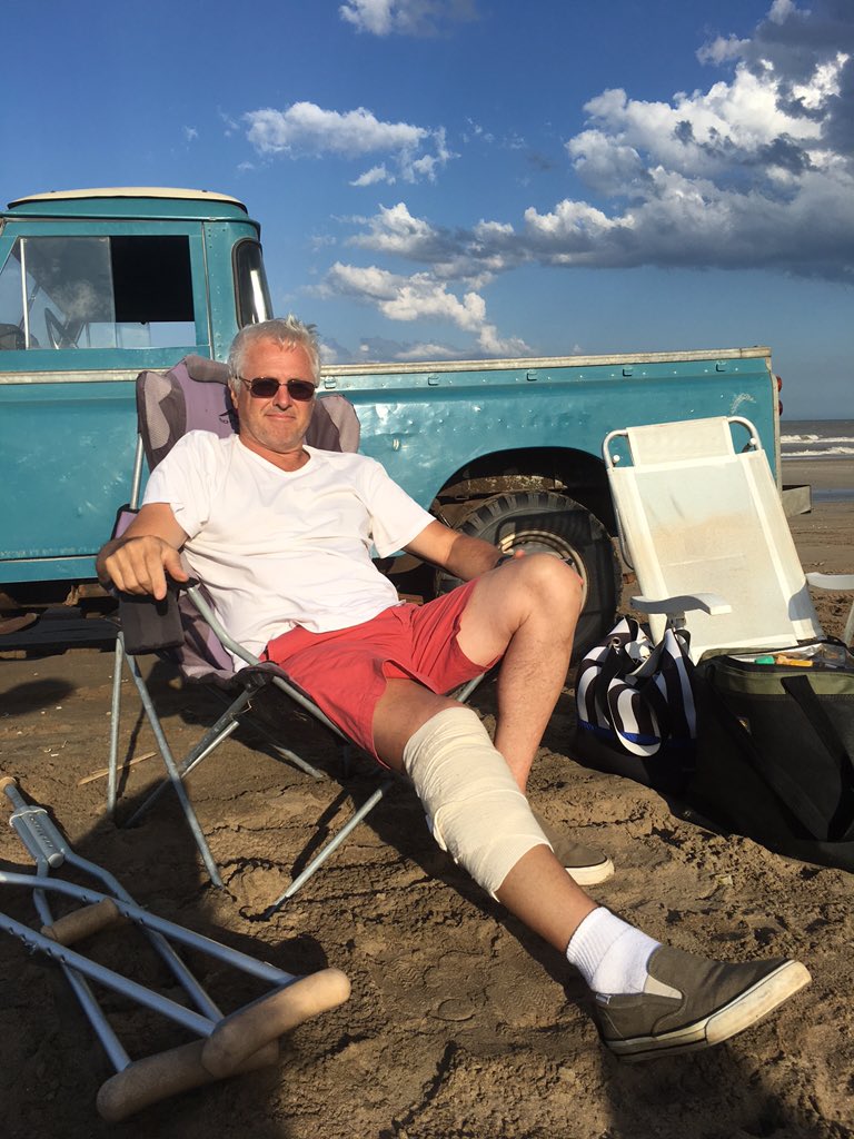 En casa de herrero, cuchillo de palo...