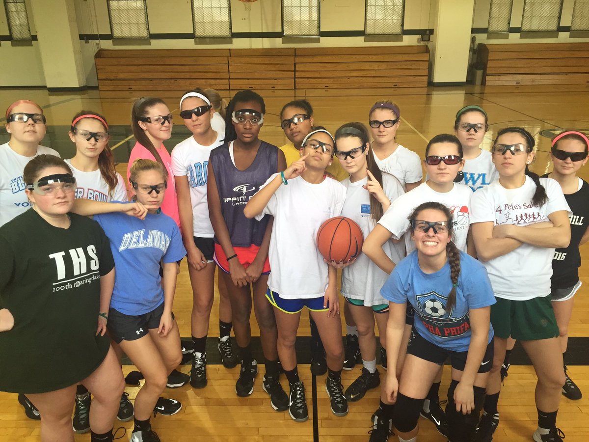 to_the_bob's tweet photo. goggles for one. goggles for all. #recspecs 🏀👓 https://t.co/a7nJMSiANq