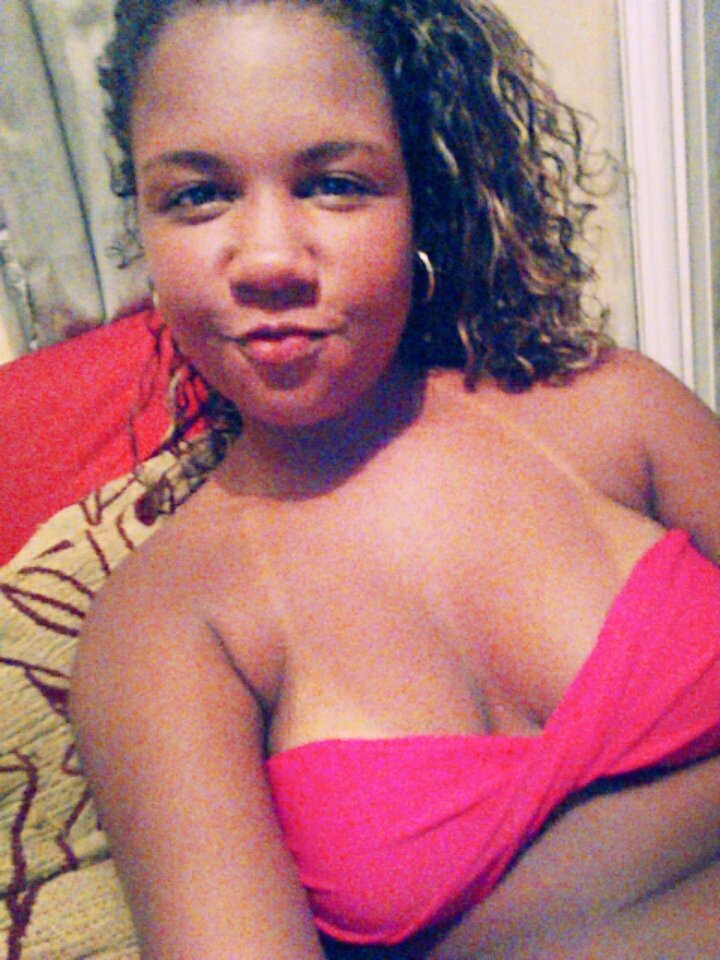 30QueellSilva's tweet photo. E que o vento sopra sobre o meu favor!  😘👑💄💋 https://t.co/HVJXCGkqR6