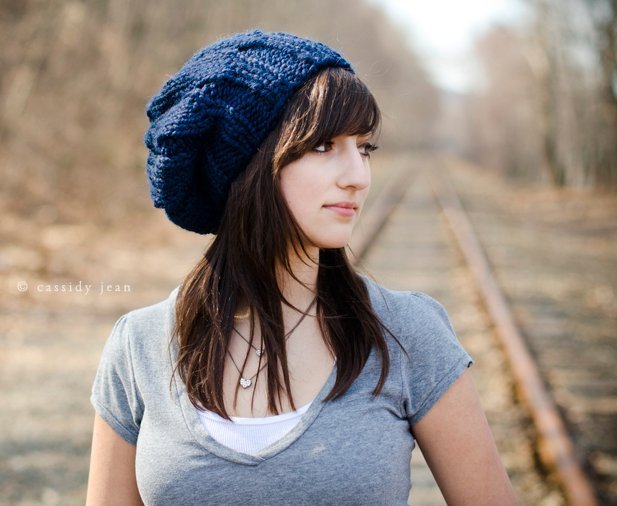 pixiebellshop's tweet photo. Navy Blue Beret Chunky Knit Hat Womens Hat - Urchin Beret Hat - Blu… https://t.co/Vvdqp4I09o #pixiebell #NavyBlueHat https://t.co/SUMWWxhAYY