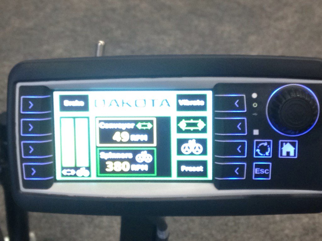 JeffAKerley's tweet photo. @DakotaPeat new programmable control is leading the way. #topdresser #turftender #GIS16 https://t.co/pWjFNSQmLo