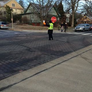 APSVaSchoolBd's tweet photo. Love our Crossing Guards! We appreciate U everyday! @APSsaferoutes @ArlingtonVaPD #APSSRTS #CocoaforCrossingGuards https://t.co/vpRrTvnevW