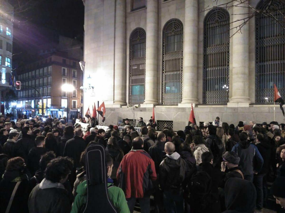 CNT_Zaragoza's tweet photo. En Zaragoza gritamos #LibertadSinCargos https://t.co/1nRGUCIuwT
