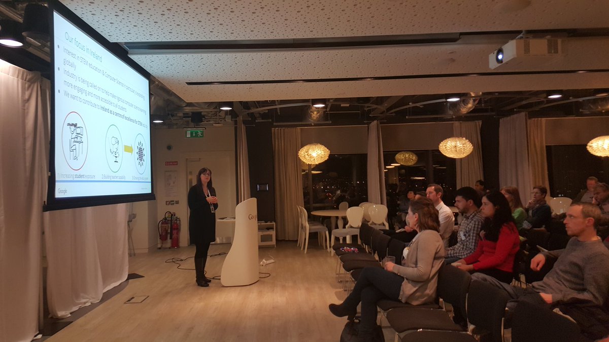 DavidPollardIRL's tweet photo. Super excited to be hosting @learntechlabs at @google! @ClaireyCS explaining #calltocode! Get involved! https://t.co/0OJAsFOVVO