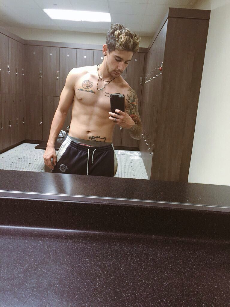 abroaspernas's tweet photo. Luke Brooks https://t.co/0hnUIrNFla