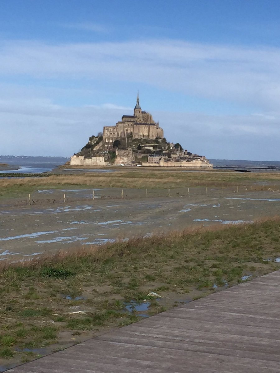 MaisonLocker's tweet image. Cancale et mont saint michel. J'avais oublié que c'était si beau.