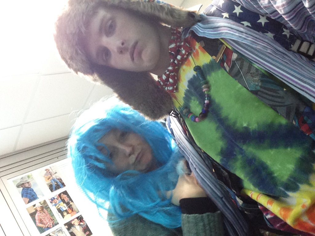 ChristianBorski's tweet photo. @rospiritclub #juniors #teacherlady #notkelly https://t.co/gZyqvKX3Kb