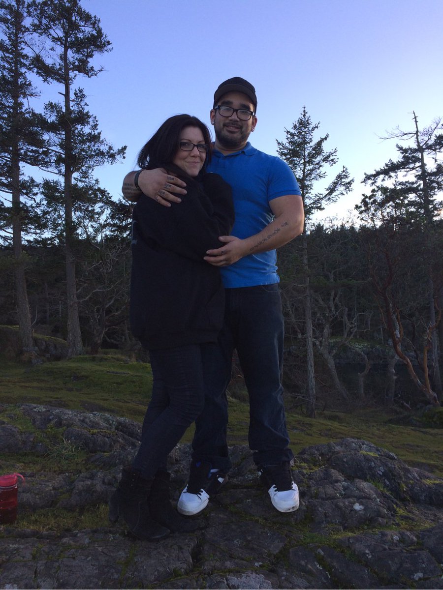 wootenmun's tweet photo. Was a beauty day with this beauty girl at neck point. #neckpoint #fiancé  #beauty #outdoors https://t.co/4d3XV7KFwc