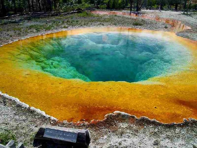NatureNETzzz's tweet image. Yellowstone Supervolcano May Need New Explanation buff.ly/1QrXQ39