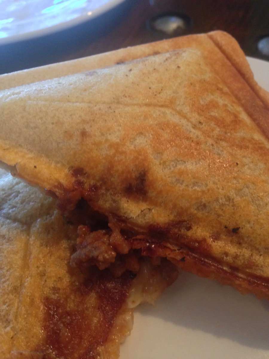 nine bar tweet media